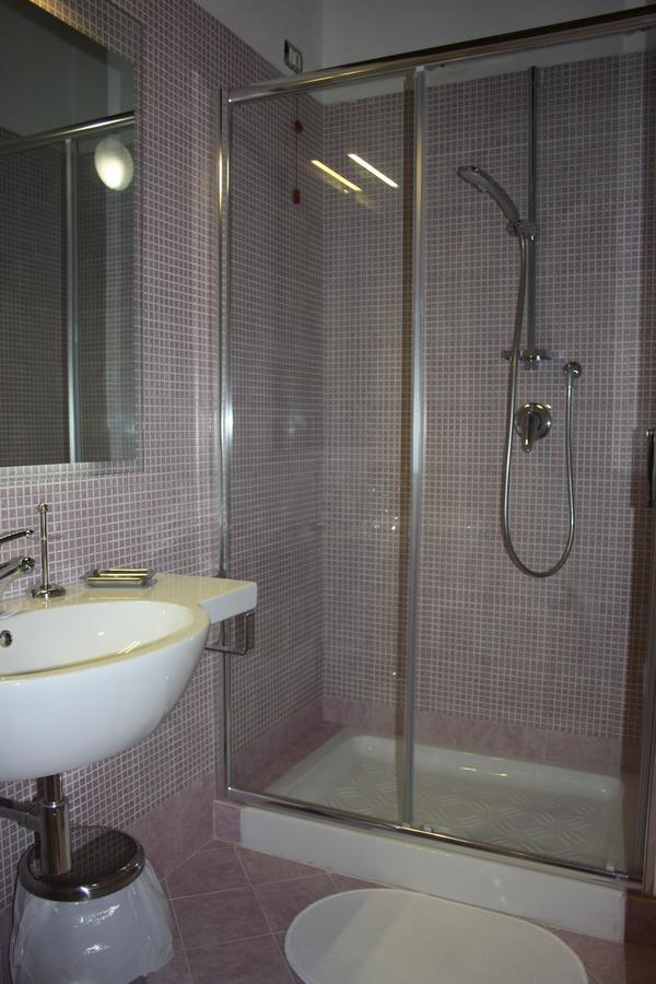 Residence Centro Benigni โรม ภายนอก รูปภาพ
